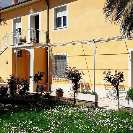 シローロ La Ginestra Bed & Breakfast エクステリア 写真