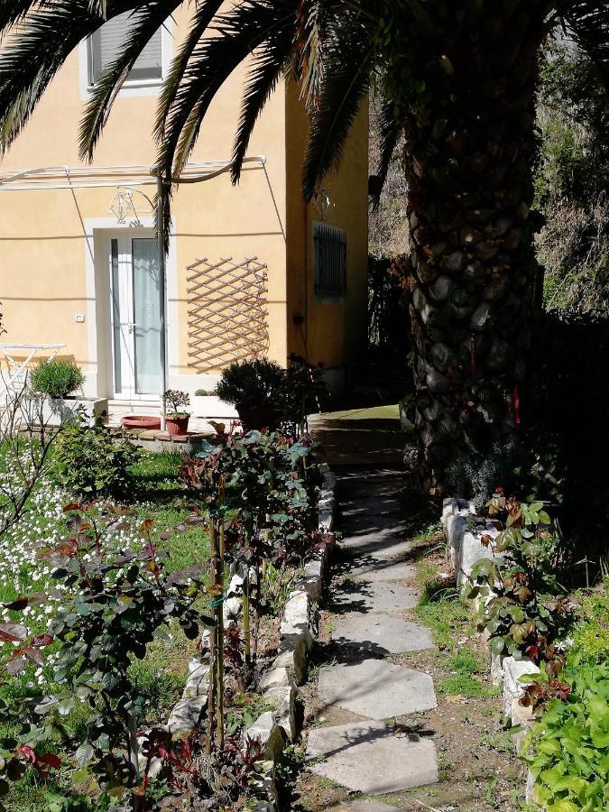 シローロ La Ginestra Bed & Breakfast エクステリア 写真